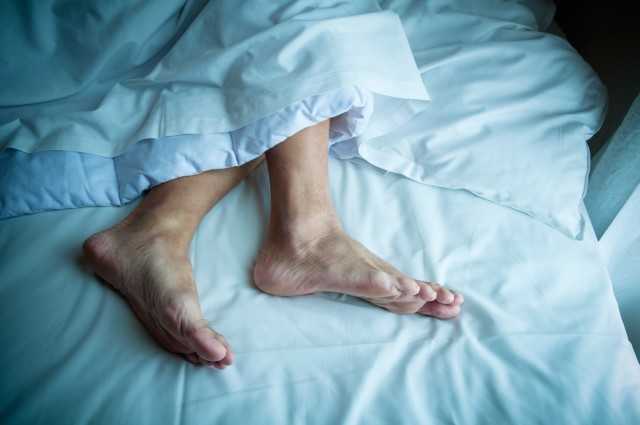 почему крутит ноги перед сном