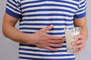 Молоко при запорах: полезные свойства, воздействие на ЖКТ и отзывы врачей