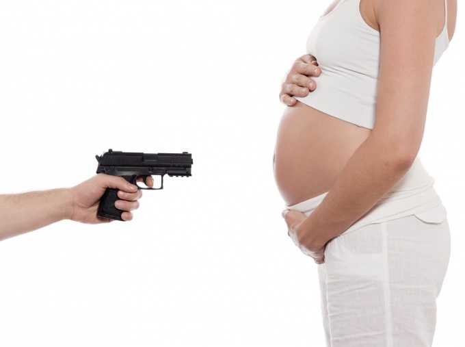 Как сорвать беременность