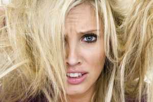 Заболевания волос: обзор самых распространенных, причины, симптомы и методы лечения