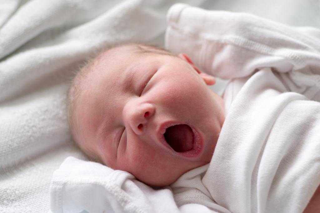болезнь гиалиновых мембран у новорожденных